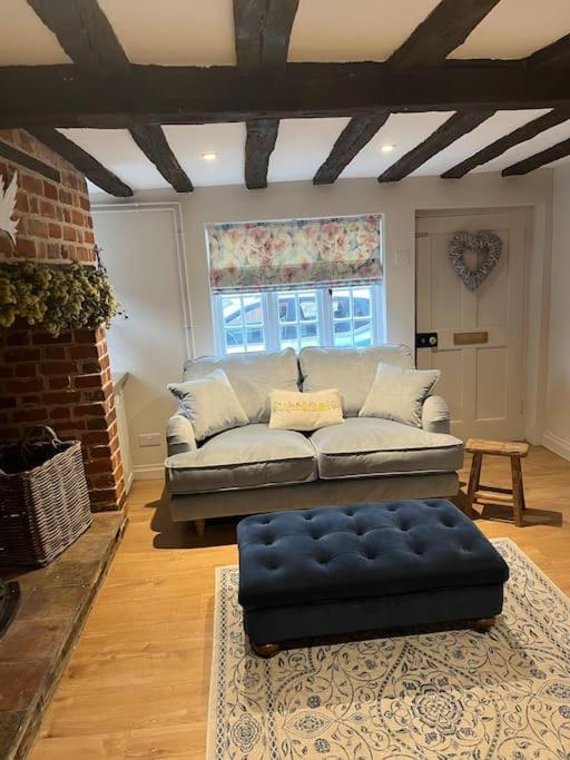 Historic Cambridgeshire Cottage Godmanchester Экстерьер фото